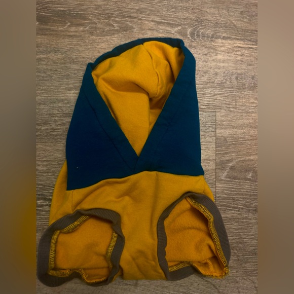 Small dog hoodie - Picture 2 of 4